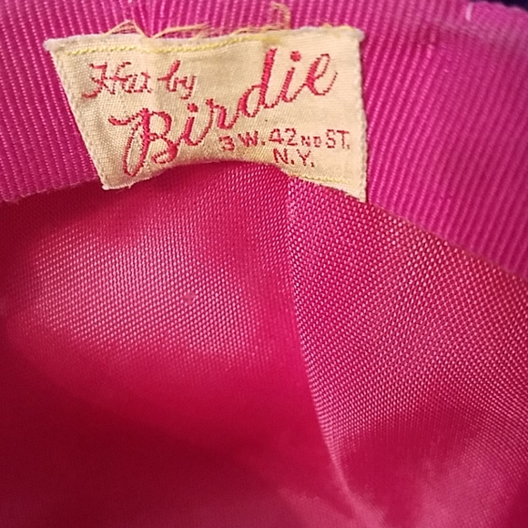 Beautiful Ladies Vtg. Hat in excellent condition - Picture 5 of 5